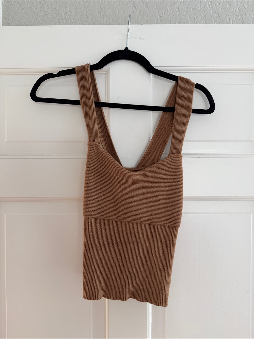 Abercrombie & Fitch Camel Ribbed Crossback Tank